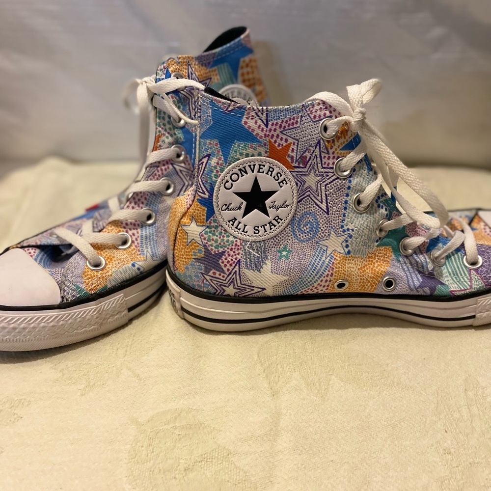 Color full zentangle high top converse